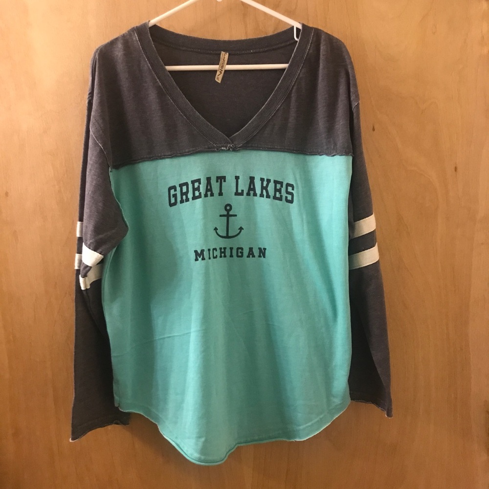 Women's Xl V-Neck Cotton Shirt